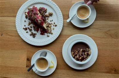 555 North coffee and dessert